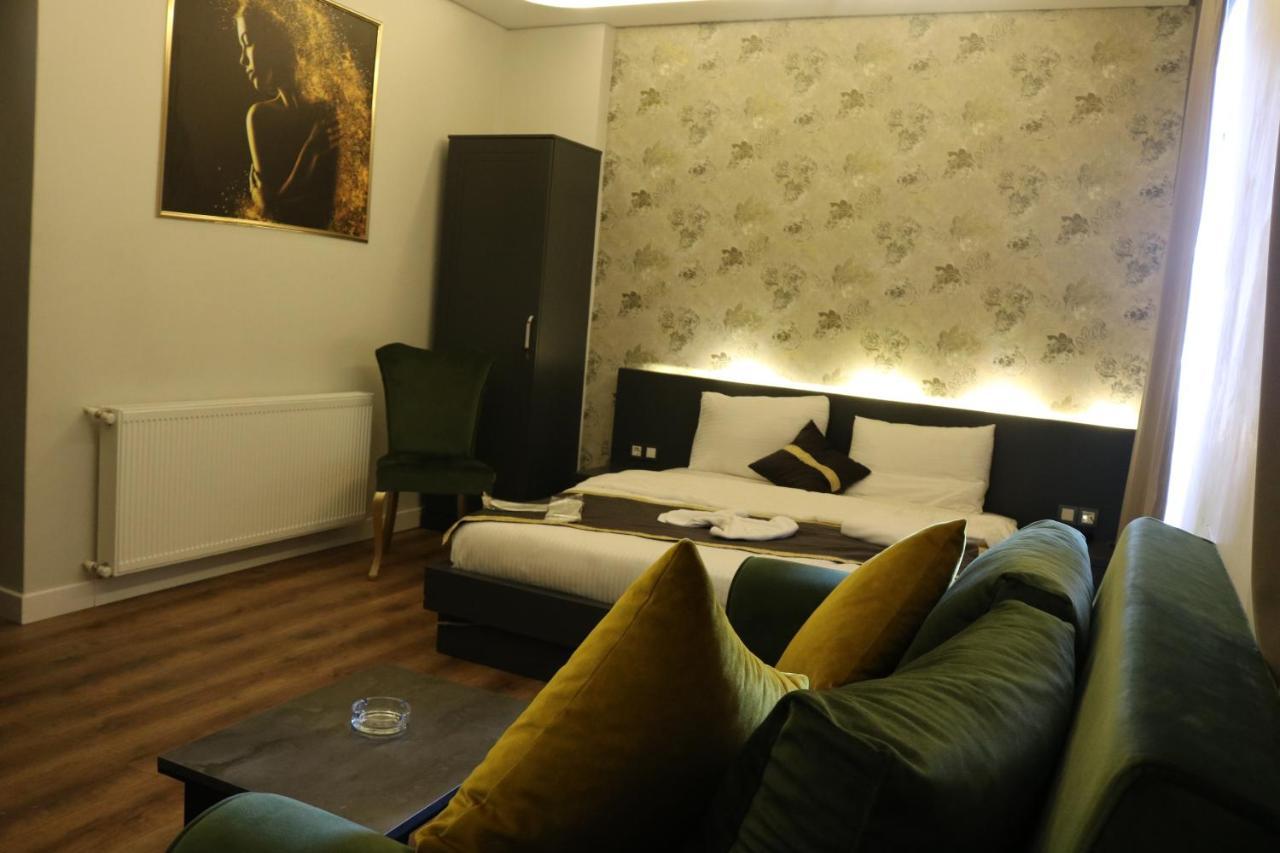 Ortek Hotel Taksim Istanboel Buitenkant foto