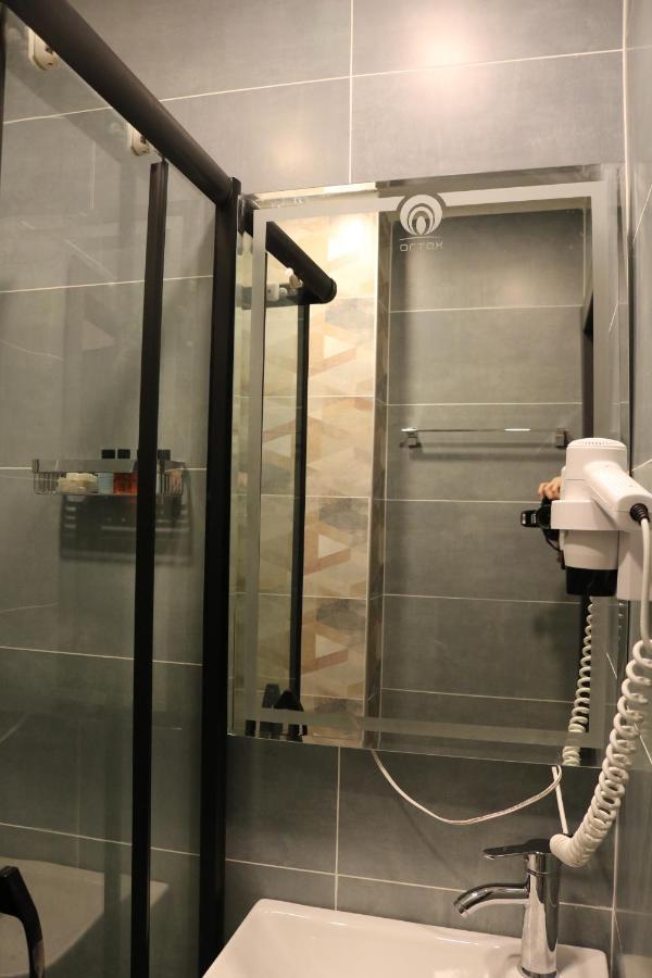 Ortek Hotel Taksim Istanboel Buitenkant foto