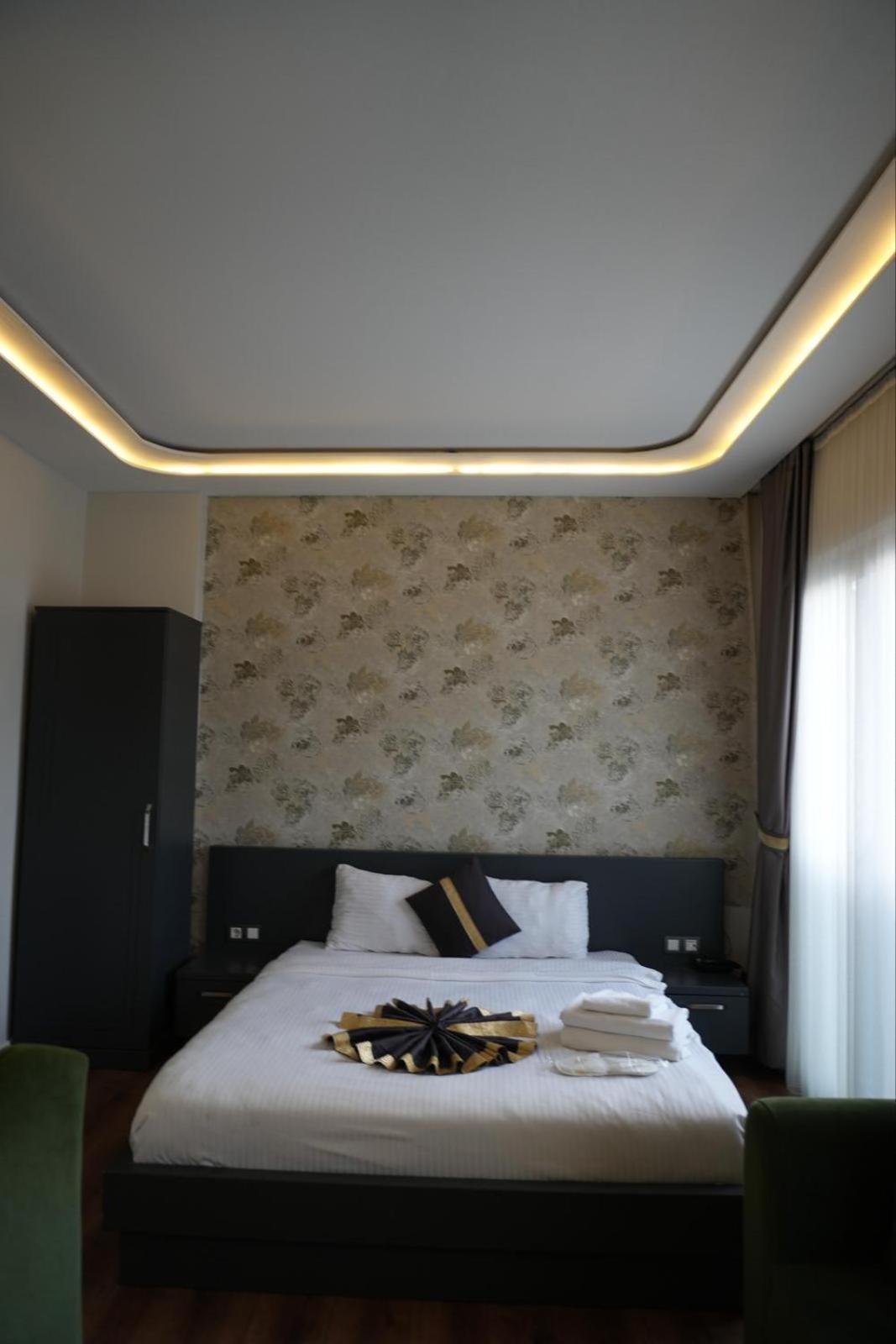 Ortek Hotel Taksim Istanboel Buitenkant foto