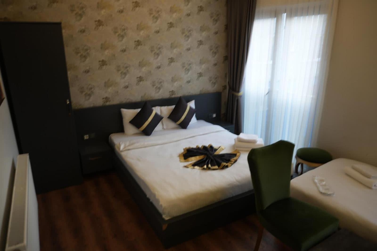 Ortek Hotel Taksim Istanboel Buitenkant foto
